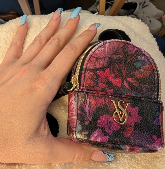 VS Mini Backpack - Picture 5 of 5